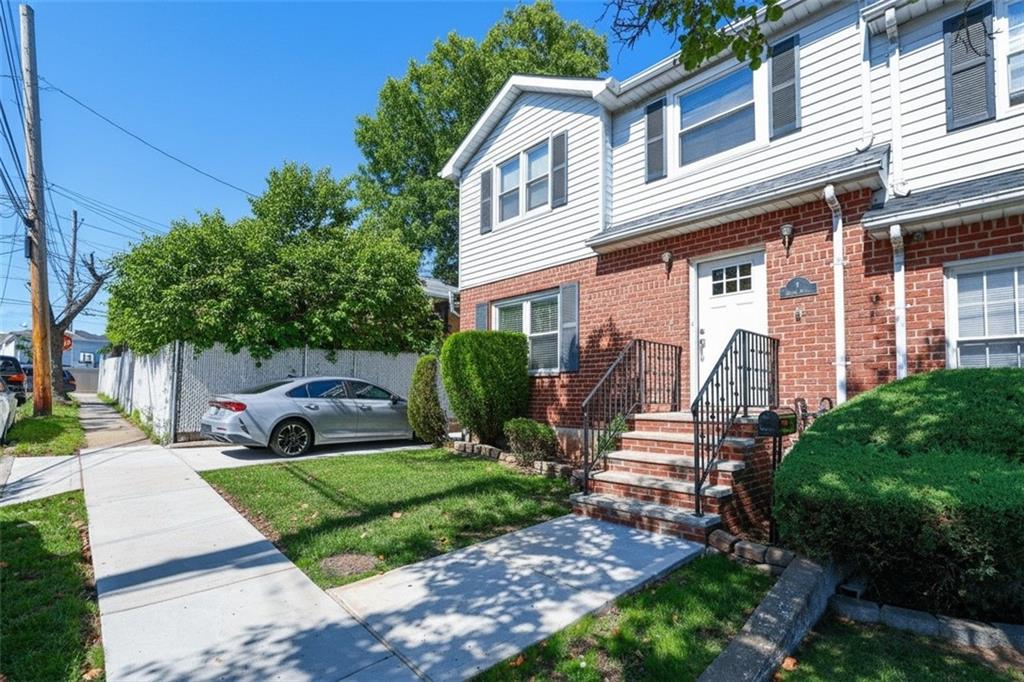 7 Egbert Place Rosebank Staten Island NY 10305