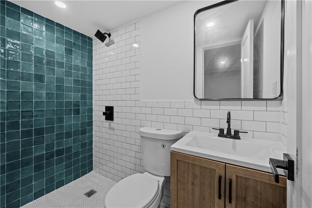 371 Grant Avenue East New York Brooklyn NY 11208