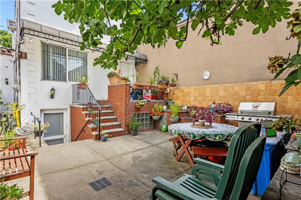 2833 Harway Avenue Gravesend Brooklyn NY 11214