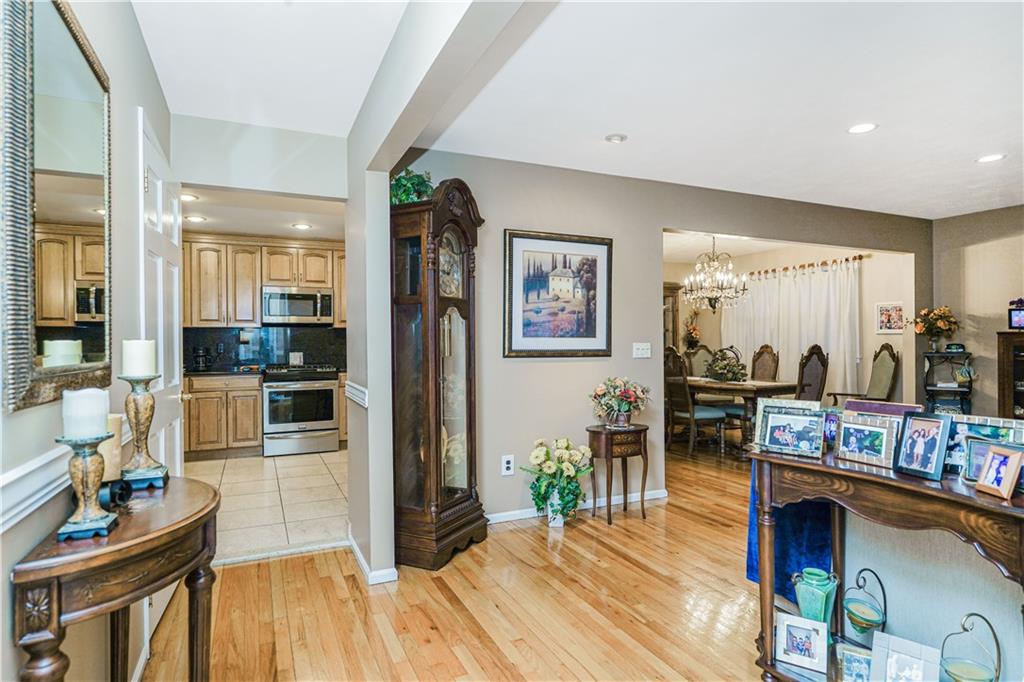 76 Stecher Street Huguenot Staten Island NY 10312