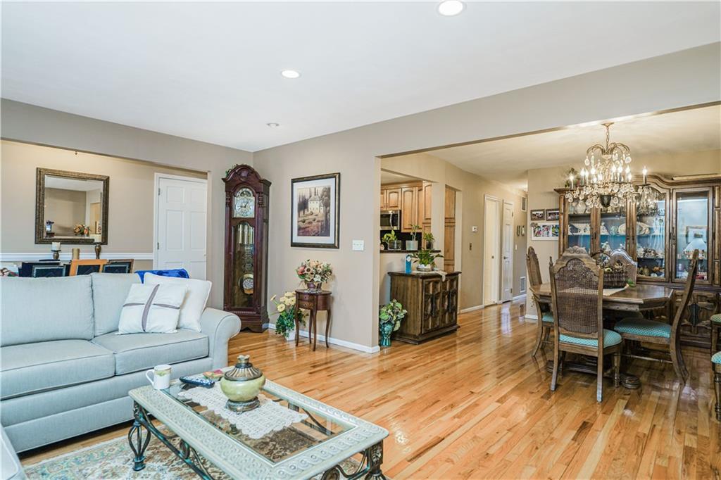 76 Stecher Street Huguenot Staten Island NY 10312