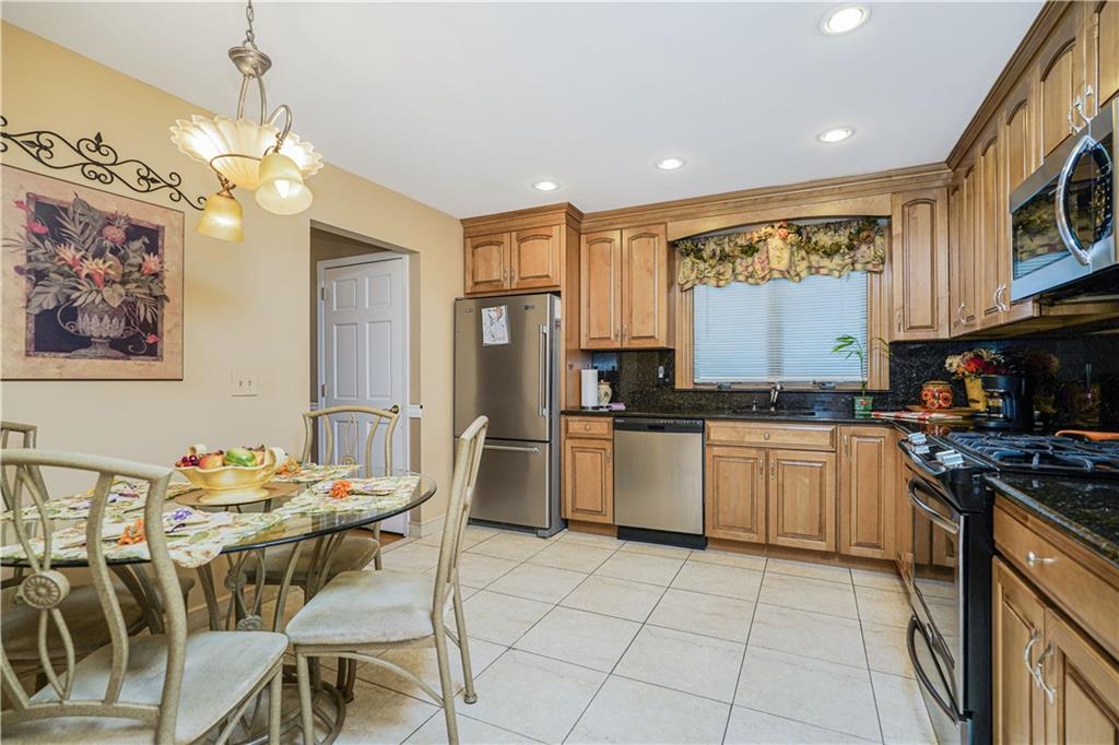 76 Stecher Street Huguenot Staten Island NY 10312