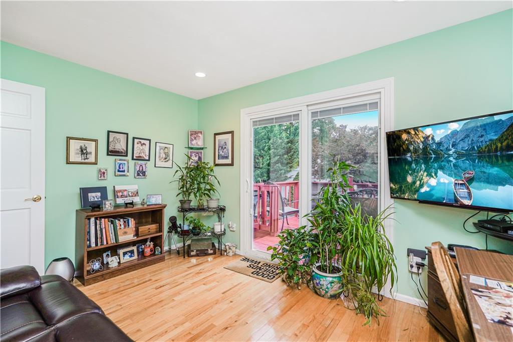 76 Stecher Street Huguenot Staten Island NY 10312