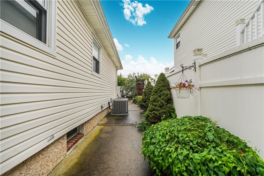 76 Stecher Street Huguenot Staten Island NY 10312