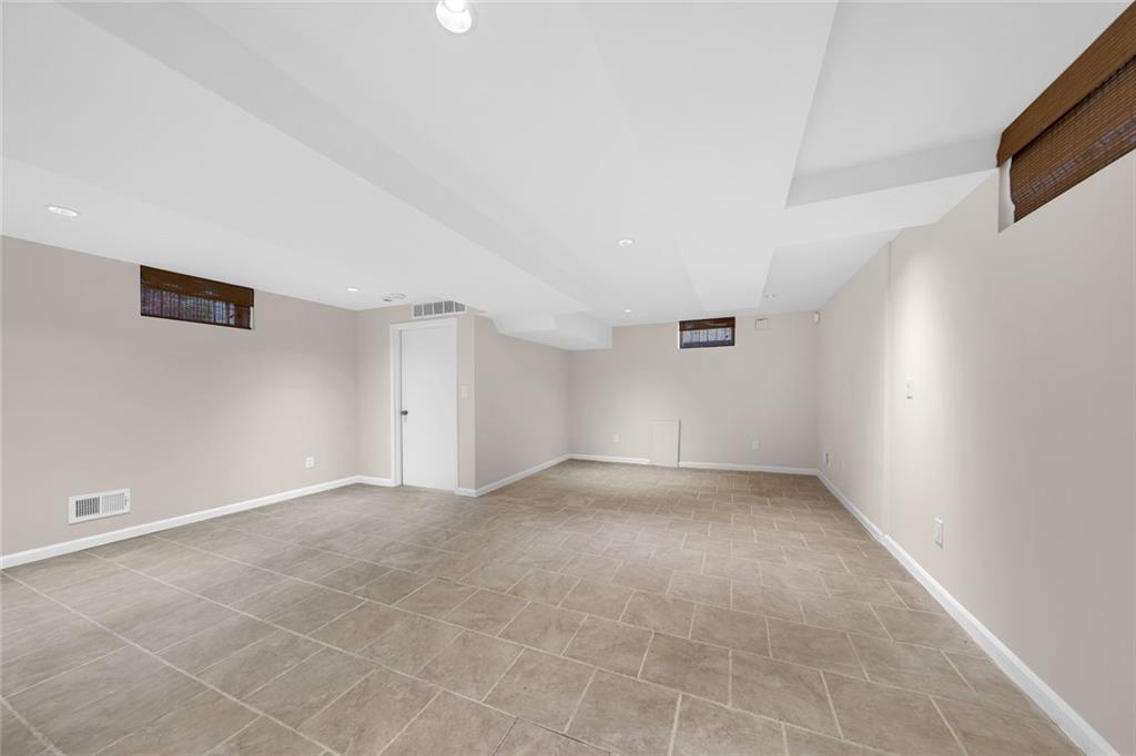 7602 Narrows Avenue Bay Ridge Brooklyn NY 11209