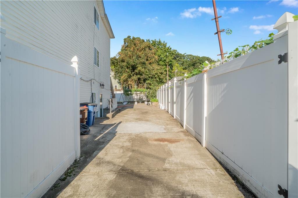 23 Deirdre Court Clifton Staten Island NY 10304