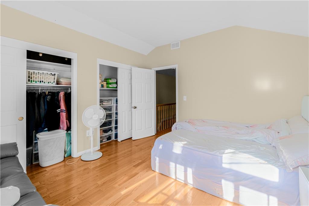 23 Deirdre Court Clifton Staten Island NY 10304