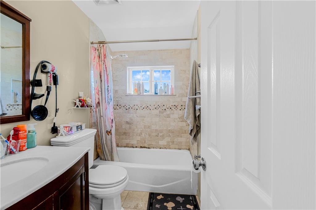 23 Deirdre Court Clifton Staten Island NY 10304