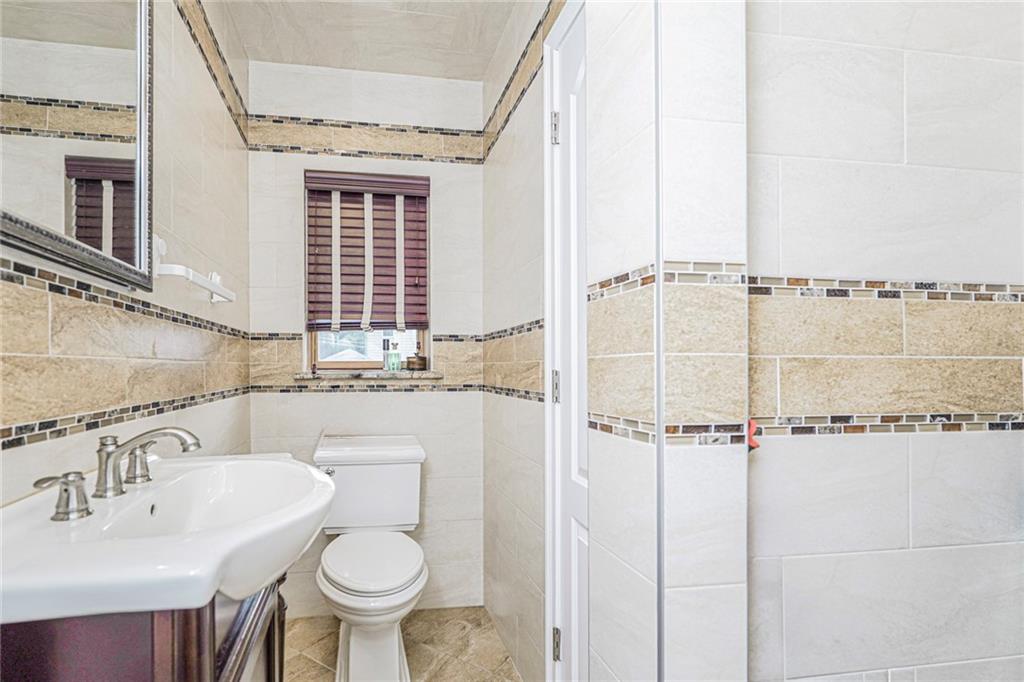 68 Kensington Avenue Arrochar Staten Island NY 10305