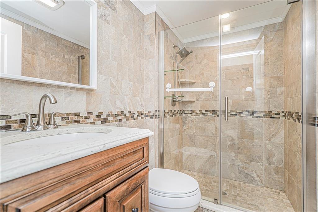 68 Kensington Avenue Arrochar Staten Island NY 10305