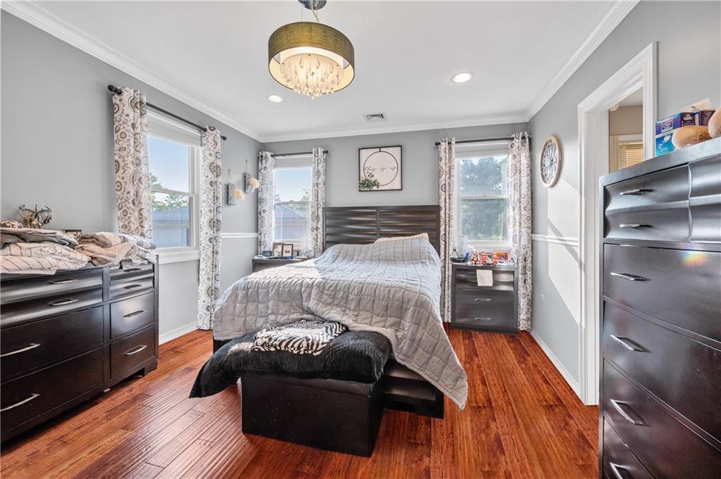 453 North Railroad Avenue Staten Island NY 10304