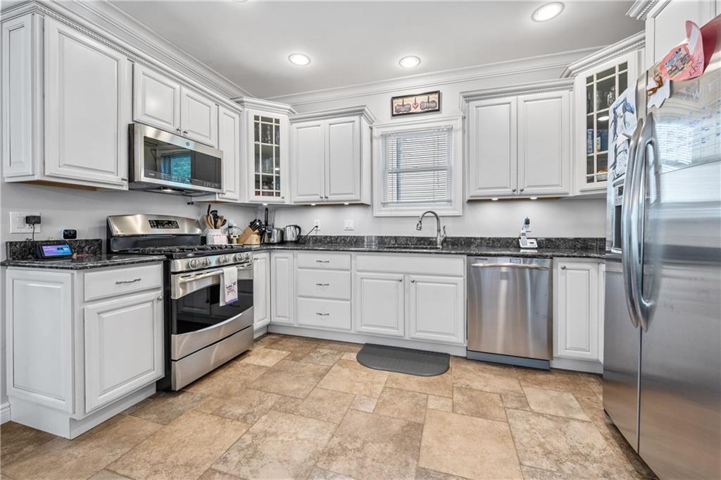 453 North Railroad Avenue Staten Island NY 10304