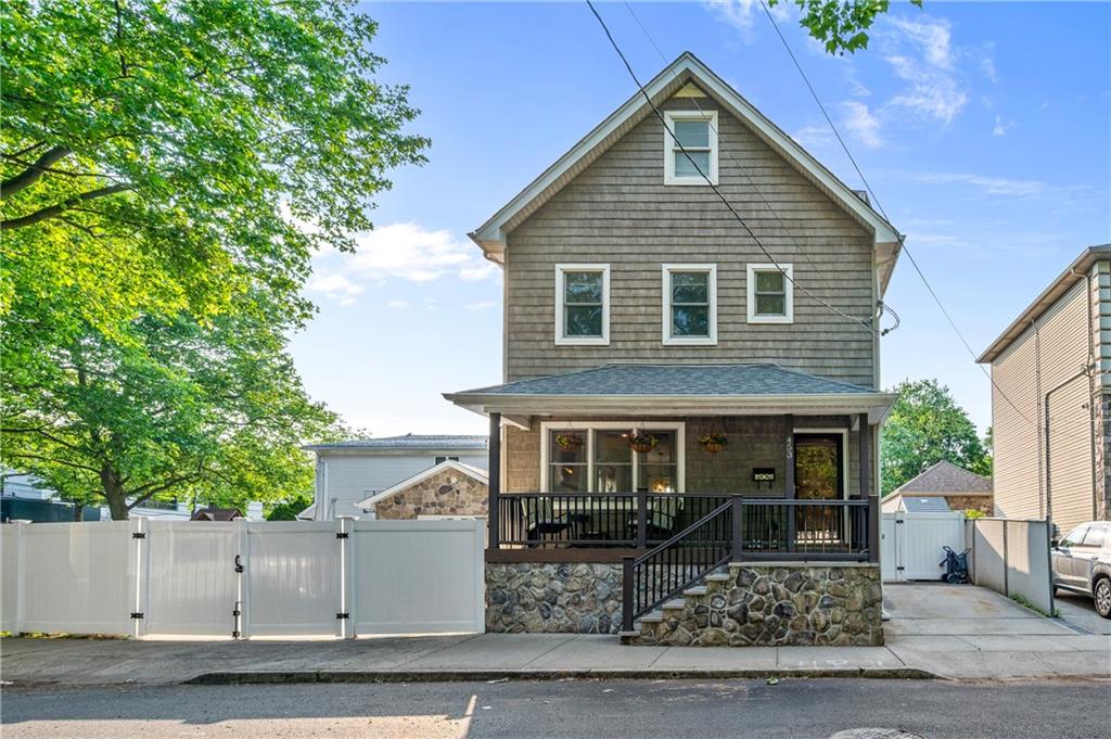453 North Railroad Avenue Staten Island NY 10304
