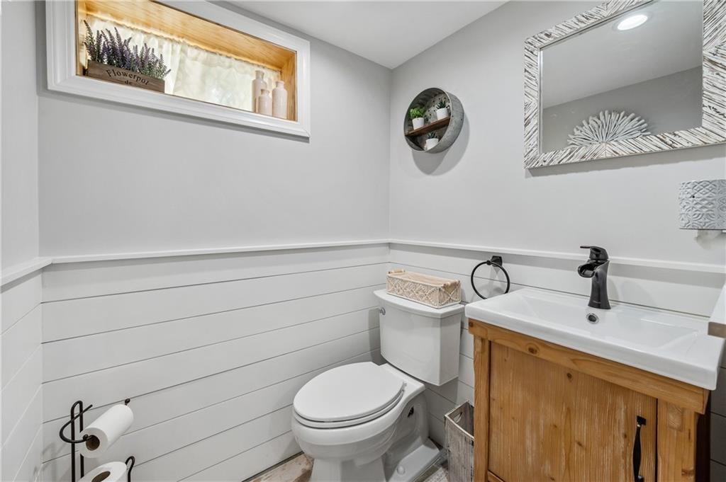 453 North Railroad Avenue Staten Island NY 10304