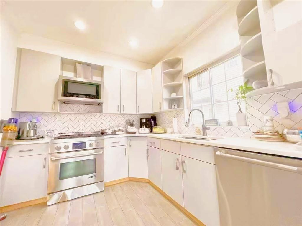 431 Patterson Avenue Dongan Hills Staten Island NY 10305
