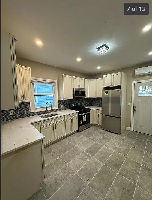 47 Montell Street Staten Island NY 10302