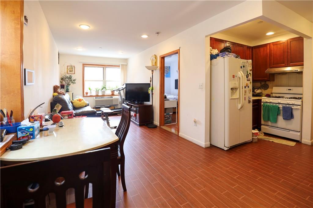 140 Avenue O Bensonhurst Brooklyn NY 11204