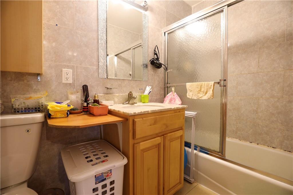 140 Avenue O Bensonhurst Brooklyn NY 11204