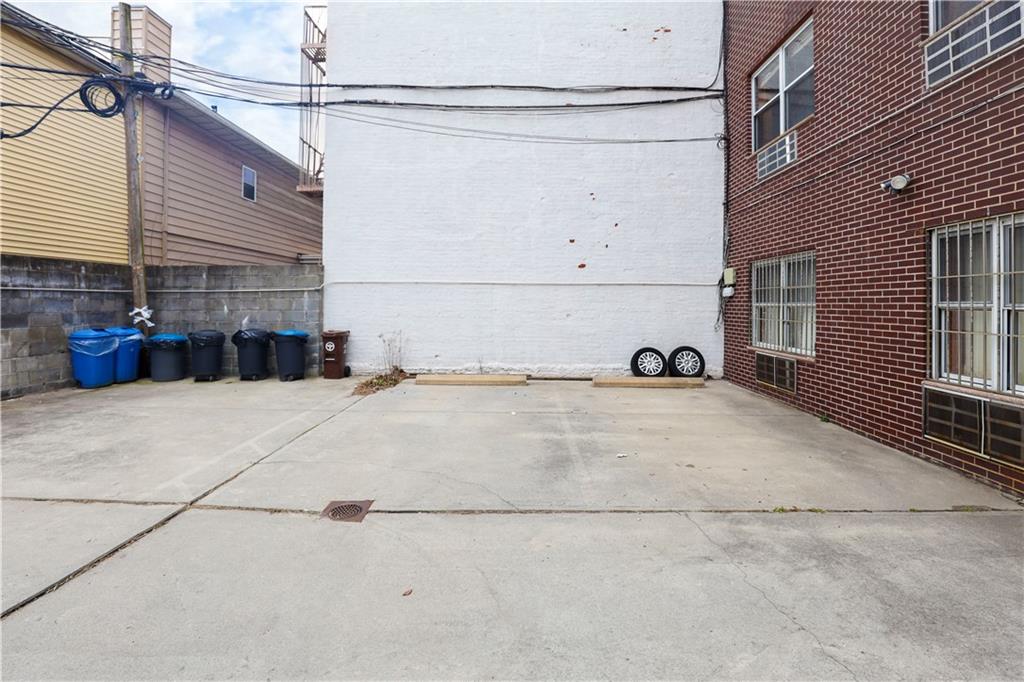 140 Avenue O Bensonhurst Brooklyn NY 11204