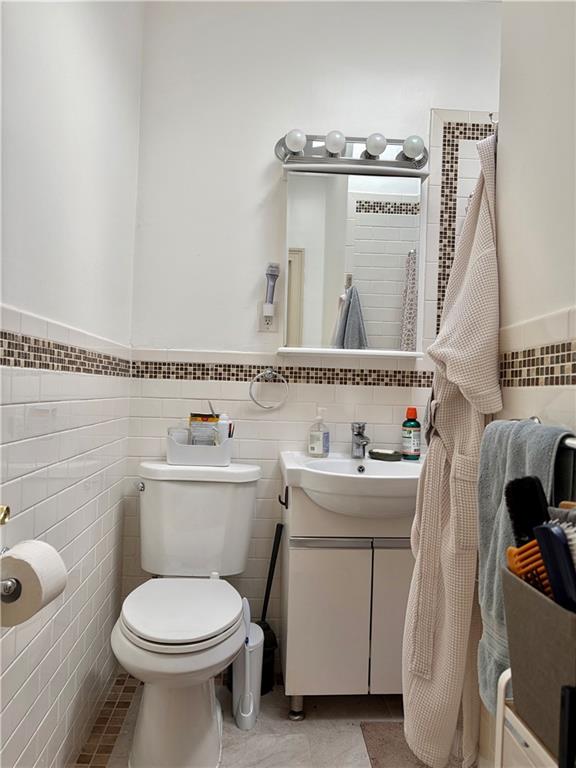 1077 Bay Ridge Parkway Bensonhurst Brooklyn NY 11228