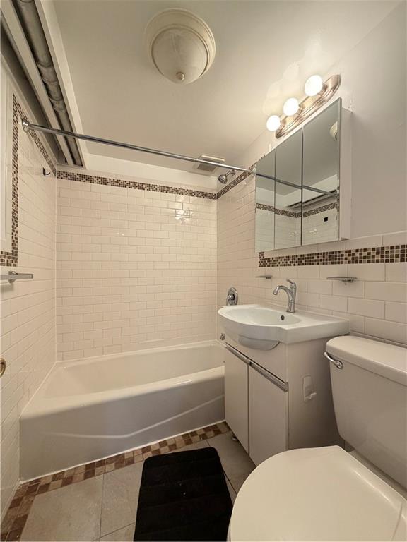 1077 Bay Ridge Parkway Bensonhurst Brooklyn NY 11228