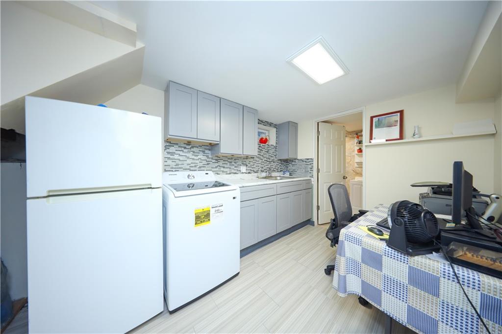 2810 Avenue R Madison Brooklyn NY 11229