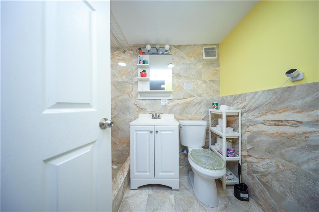2810 Avenue R Madison Brooklyn NY 11229