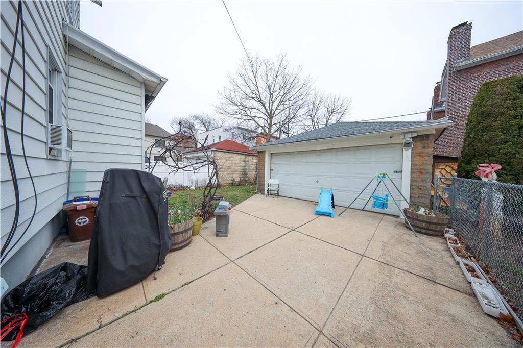 2810 Avenue R Madison Brooklyn NY 11229