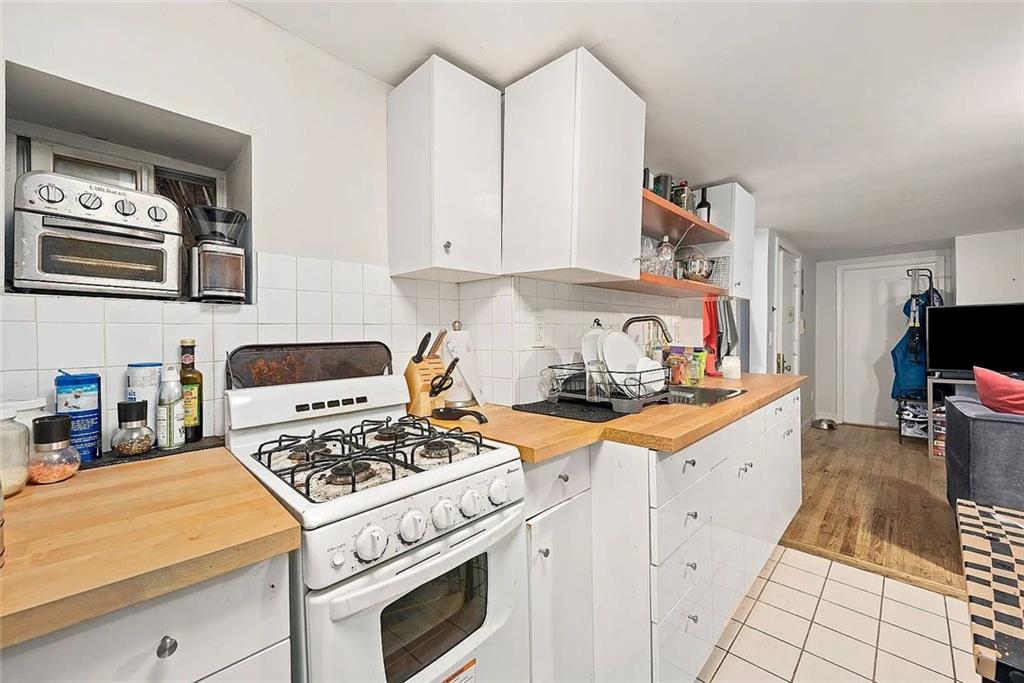 42 Clermont Avenue Fort Greene Brooklyn NY 11205