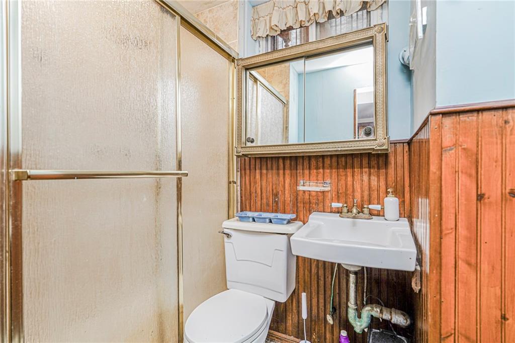 382 Edgegrove Avenue Annadale Staten Island NY 10312