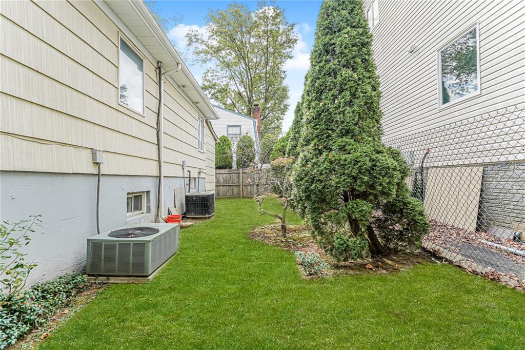 382 Edgegrove Avenue Annadale Staten Island NY 10312