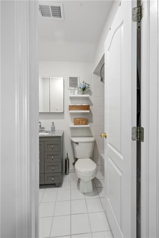 40 Rockwell Avenue Rosebank Staten Island NY 10305