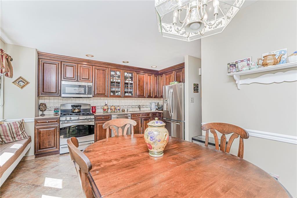 117 Pembrook Loop Woodrow Staten Island NY 10309