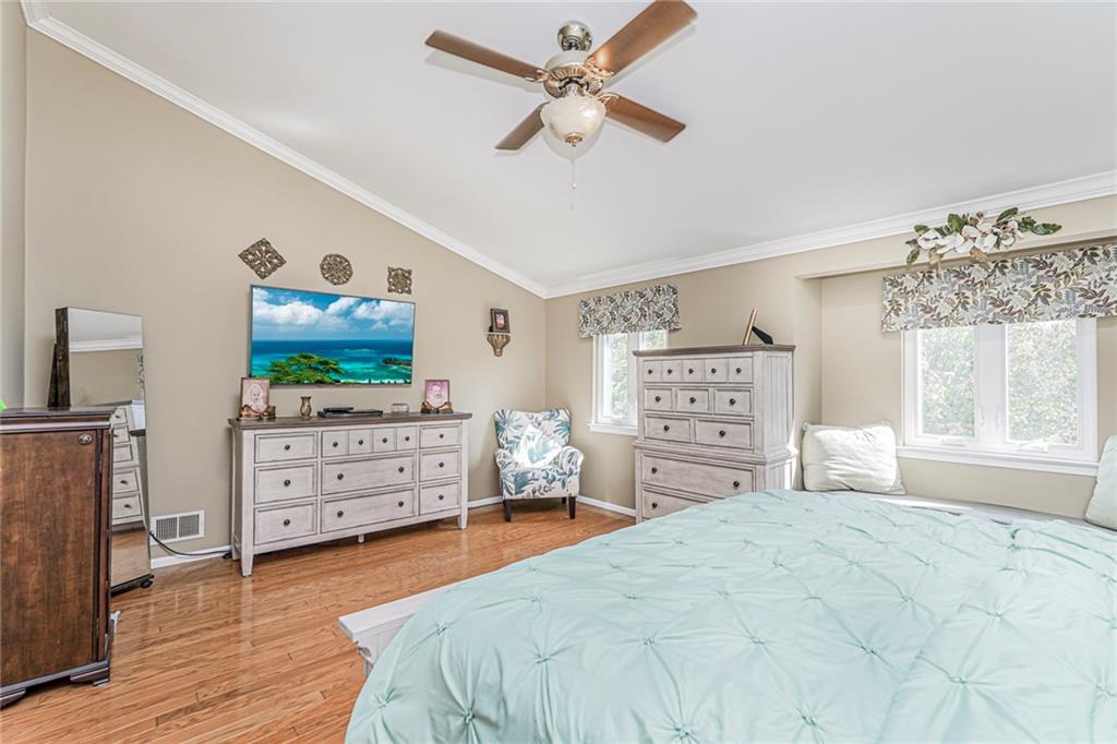117 Pembrook Loop Woodrow Staten Island NY 10309