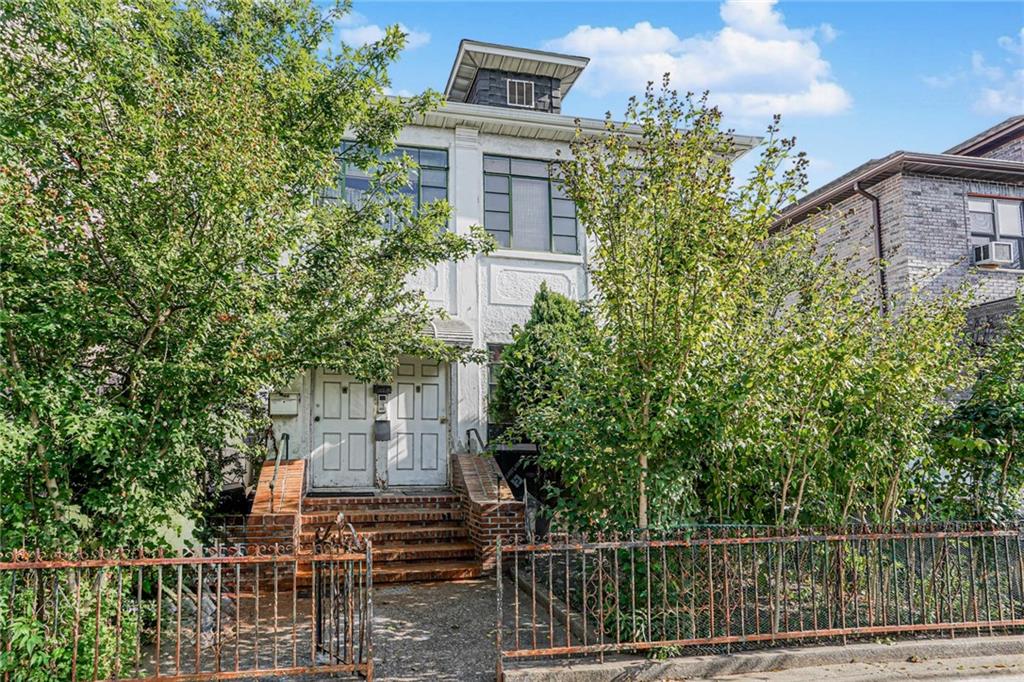 125 Bay 26th Street Bath Beach Brooklyn NY 11214