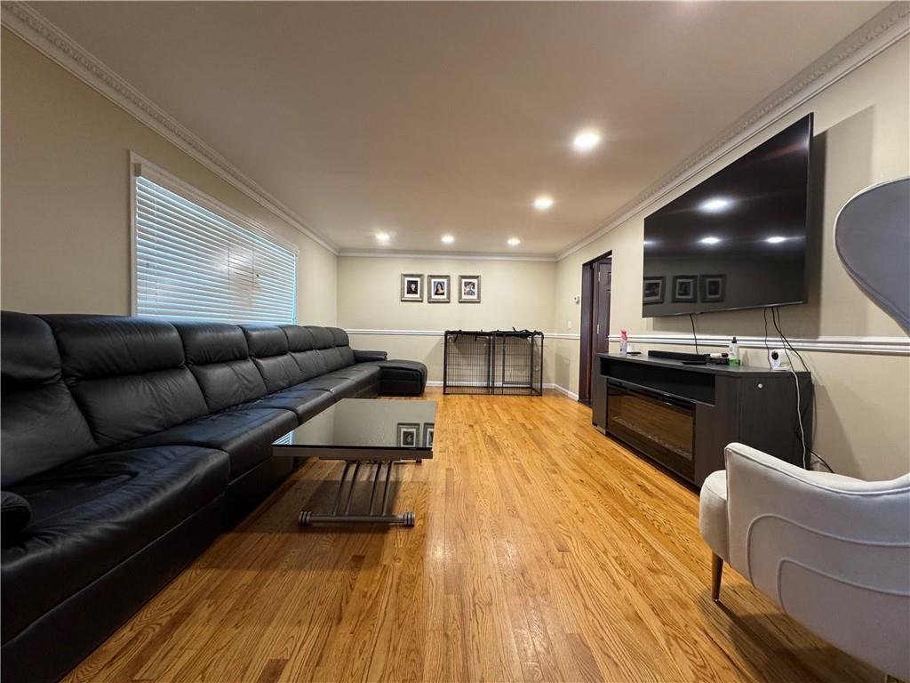 728 Huguenot Avenue Huguenot Staten Island NY 10312