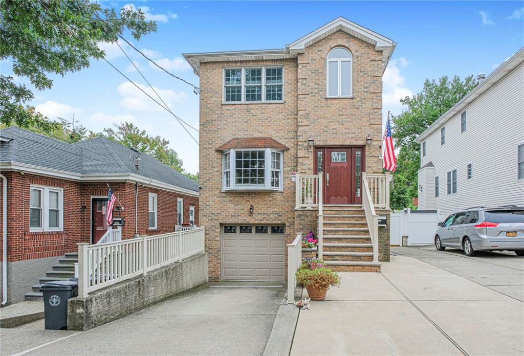 122 Guyon Avenue Oakwood New York NY 10306