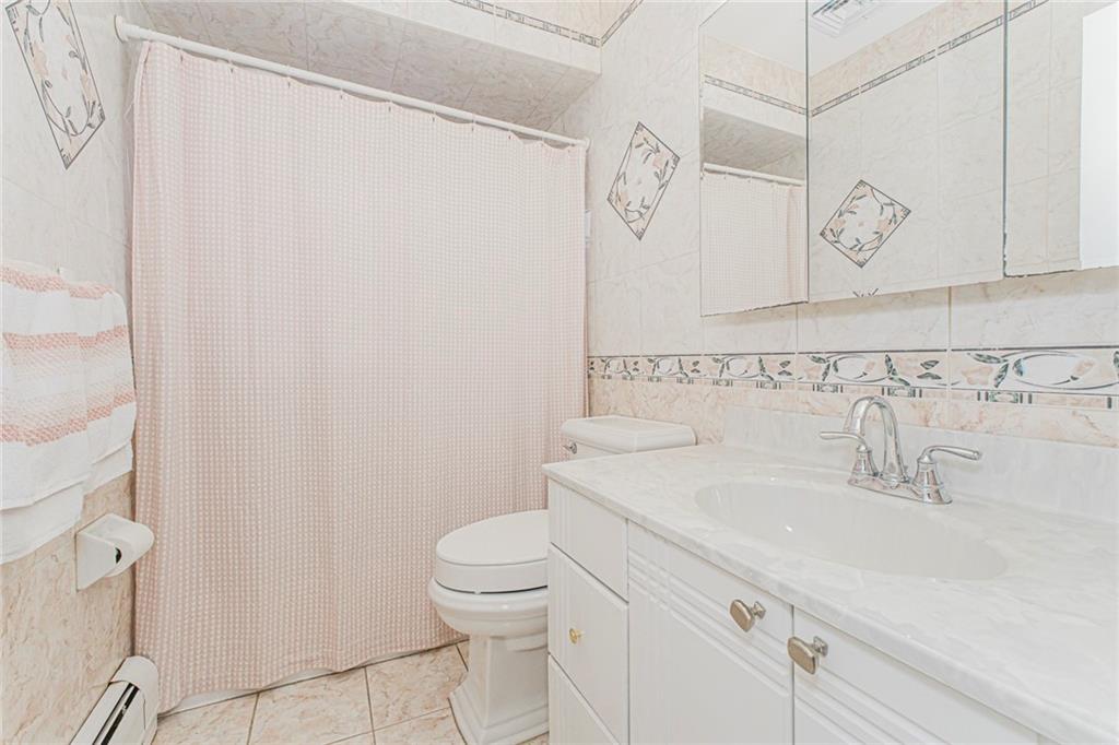 122 Guyon Avenue Oakwood New York NY 10306