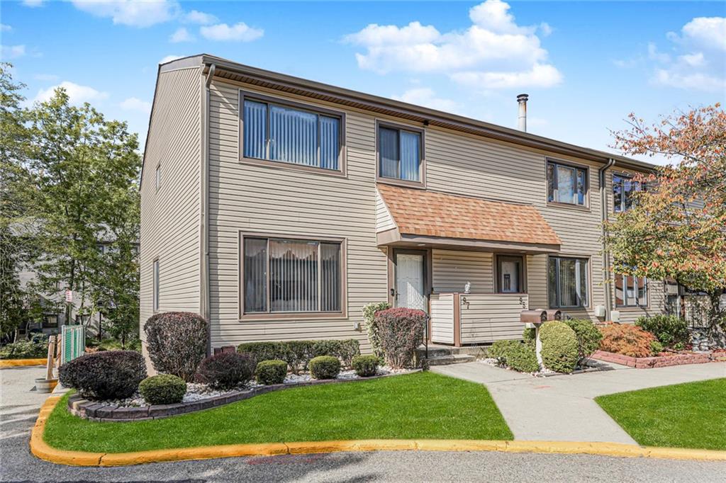 97 Bower Court Rossville Staten Island NY 10309