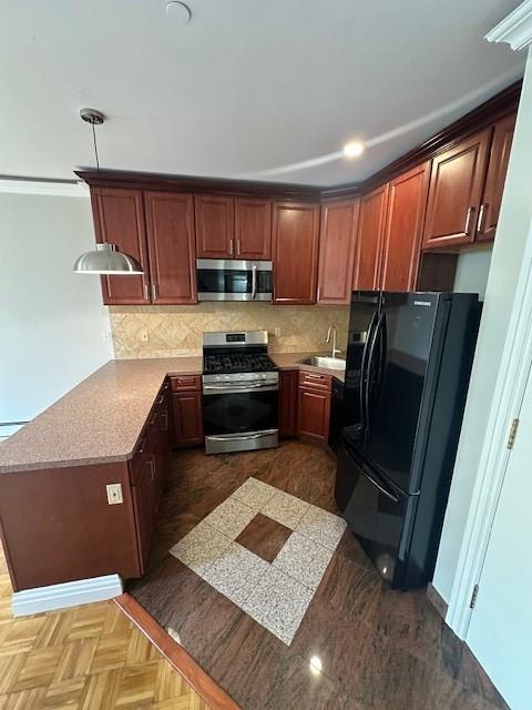 99 Kingsland Avenue Williamsburg Brooklyn NY 11222