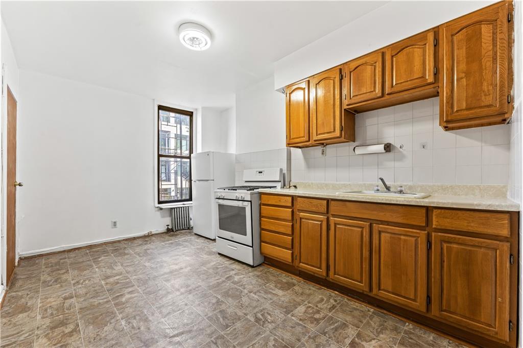 325A 22nd Street Sunset Park Brooklyn NY 11215