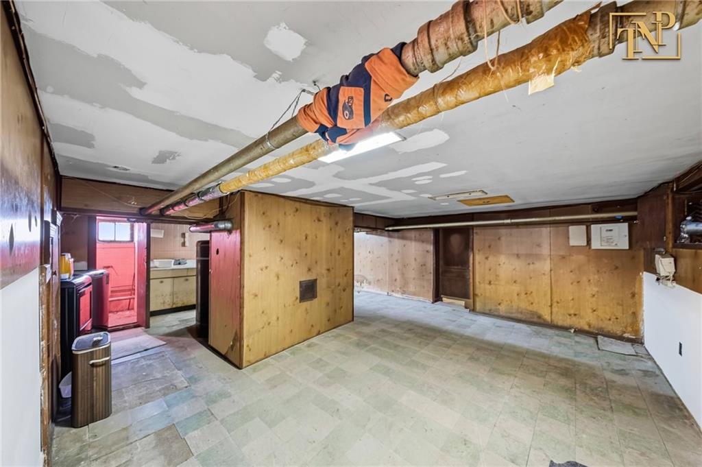 310 Brighton Avenue Tompkinsville Staten Island NY 10301