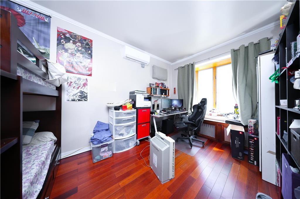 2489 East 21 Street Sheepshead Bay Brooklyn NY 11235