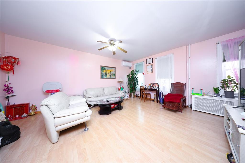 2489 East 21 Street Sheepshead Bay Brooklyn NY 11235