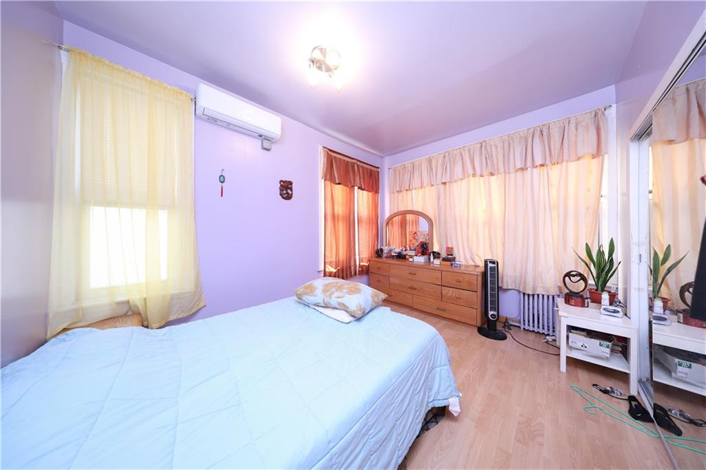 2489 East 21 Street Sheepshead Bay Brooklyn NY 11235
