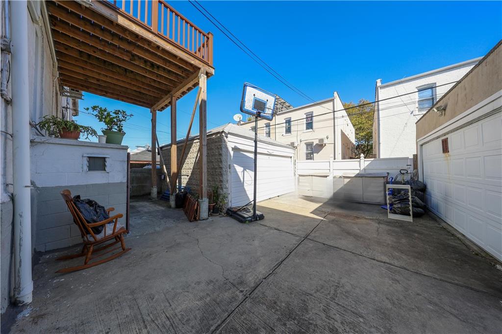 2489 East 21 Street Sheepshead Bay Brooklyn NY 11235