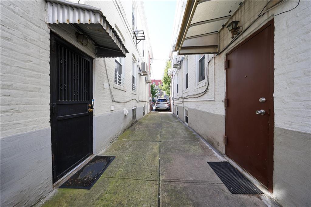 2489 East 21 Street Sheepshead Bay Brooklyn NY 11235