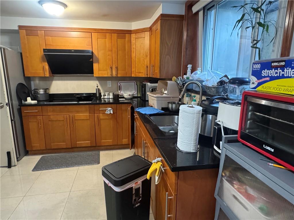 63 bay 10 Street Bensonhurst Brooklyn NY 11228