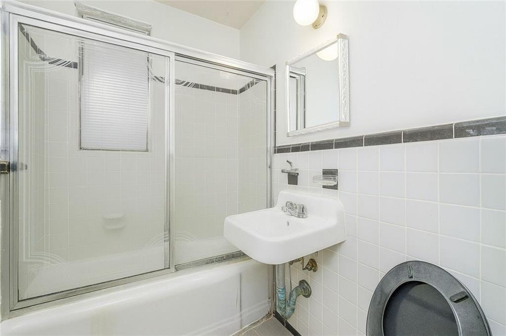 2650 East 13th Street Sheepshead Bay Brooklyn NY 11235