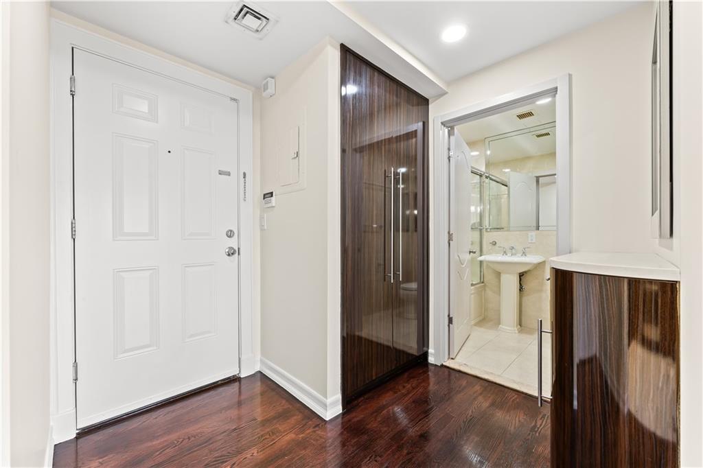 3165 Emmons Avenue Sheepshead Bay Brooklyn NY 11235